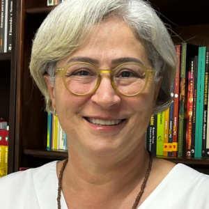 Profa. Drª Ana Valéria Machado Mendonça - DSC/FS/UnB  Coordenadora do LabECoS/UnB.